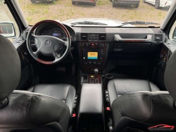 Mercedes Klasa G W463 Off-roader długi 4.0 CDI 250KM 2004 Mercedes-Benz Klasa G 4.0 V8 CDI Skora Navi Automat 4x4 4.0 Diesel 250KM, zdjęcie 21