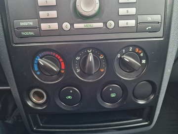 Ford Tourneo Connect I LWB 1.8 Duratorq TDCi 90KM 2009 Ford Tourneo Connect 1.8 TDCI 90 KM, zdjęcie 13