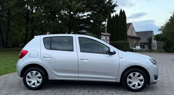 Dacia Sandero II Hatchback 5d 1.5 dCi 90KM 2014 Dacia Sandero Dacia Sandero 1.5 dCi Laureate 1.5 Diesel 90KM, zdjęcie 11