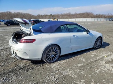 Mercedes Klasa E W214 2023 Mercedes-Benz Klasa E 450 2023 3.0 Benzyna 362KM, zdjęcie 3