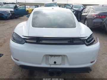 Porsche Cayman 718 Coupe GTS 2.5 365KM 2018 Porsche Cayman Gts pdk 2.5 Benzyna 365KM, zdjęcie 8