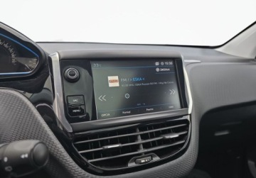 Peugeot 2008 I SUV Facelifting 1.2 PureTech 110KM 2018 Peugeot 2008 2008 1.2 Pure Tech Allure EAT6 Salon PL Automat Panorama NAVI, zdjęcie 7