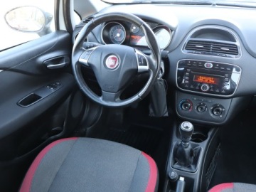 Fiat Punto Punto 2012 Hatchback 3d 1.4 8v 77KM 2012 Fiat Punto Evo 1.4, Klima,ALU, zdjęcie 6