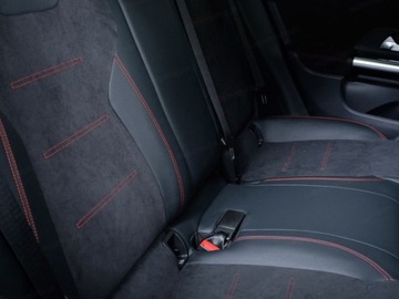 Mercedes GLA II Off-roader Facelifting 2.0 220 190KM 2025 MERCEDES-BENZ GLA 220 4-Matic AMG Line 2.0 190KM, zdjęcie 13