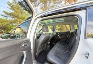Peugeot 2008 I SUV Facelifting 1.2 PureTech 110KM 2018 Peugeot 2008 Peugeot 2008 PureTech 110 StopampStart Crossway 1.2 Benzyna, zdjęcie 22