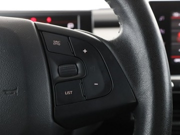 Citroen C4 Cactus Crossover Facelifting 1.2 PureTech 110KM 2018 Citroen C4 Cactus Kamera, Navi, Podg.fotele,, zdjęcie 30