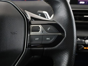Peugeot 3008 II Crossover 2.0 BlueHDi 180KM 2018 Peugeot 3008 GT 180KM Automat Panorama Navi, zdjęcie 32
