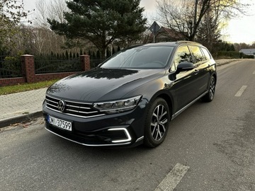 Volkswagen Passat B8 GTE Variant Facelifting 1.4 TSI Plug-In-Hybrid 218KM 2021 Volkswagen Passat GTE Hybryda 45km zasięgu