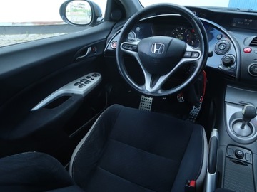 Honda Civic VIII Hatchback 5d 1.4 i 83KM 2006 Honda Civic 1.4 i-DSI, Klima, Klimatronic, zdjęcie 6