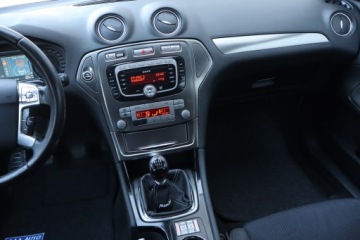 Ford Mondeo IV Kombi 2.0 Duratorq TDCi DPF 140KM 2007 Ford Mondeo 2.0 TDCi, Klima, Klimatronic,ALU, zdjęcie 7