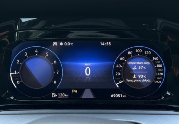 Volkswagen Golf VIII Variant 1.5 TSI 130KM 2021 Volkswagen Golf Variant Variant Life, ACC, Ladowarka indukcyjna, Ambiente,, zdjęcie 24