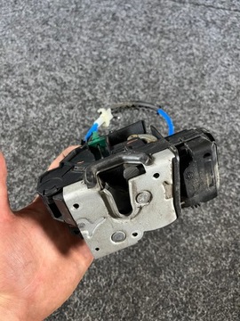SAAB 9-3 93 SEDAN ZÁMEK DVEŘE PRAVÝ PŘEDNÍ EVROPA 7PIN