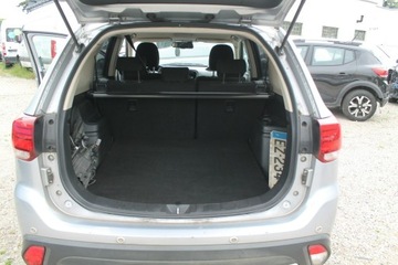 Mitsubishi Outlander III 2018 Mitsubishi Outlander ROK 2018 POJ 2,3 150 KM, zdjęcie 11