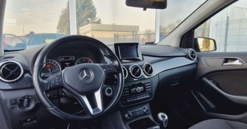 Mercedes Klasa B W246 Sports Tourer 200 CDI BlueEFFICIENCY 136KM 2012 Mercedes-Benz Klasa B B200 CDI 136KM Podgrzewane fotele 1.8 Diesel 136KM, zdjęcie 13