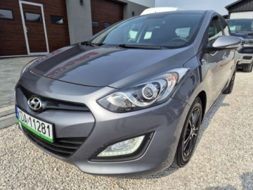 Hyundai i30 II Wagon 1.4 CVVT 100KM 2013 Hyundai i30 Sliczny 1.4 benzyna z Niemiec zarejestrowany bezwypadkowy gwar, zdjęcie 2