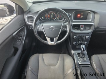 Volvo V40 II Hatchback Facelifting 2.0 D3 150KM 2017 Volvo V40 Promocja Kredyt 4,99% Volvo Bydgoszcz, zdjęcie 17
