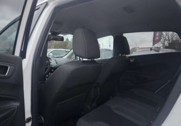 Ford Fiesta VII Hatchback 3d Facelifting 1.0 EcoBoost 100KM 2013 Ford Fiesta Ford Fiesta 1.0 EcoBoost Titanium Benzyna 101KM, zdjęcie 31