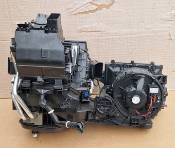 NAGRZEWNICA VW AUDI SKODA 5WB816001A ORYGINAŁ KPL