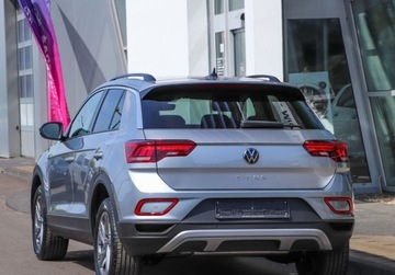 Volkswagen T-Roc I SUV Facelifting 1.5 TSI ACT 150KM 2025 Volkswagen T-Roc Life Plus, Pakiet IQ Drive Travel Assist, dostepny od rek, zdjęcie 2