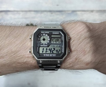 SPORTOWY MŁODZIEŻOWY ZEGAREK CASIO AE-1200WHD-1AV