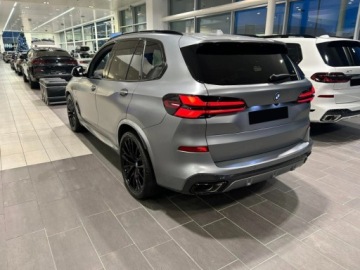 BMW X5 G05 SUV Facelifting 3.0 30d 298KM 2025 BMW X5 xDrive30d Sport Suv 3.0 (298KM) 2025, zdjęcie 2