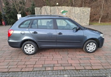 Skoda Fabia II Kombi 1.2 70KM 2009 Skoda Fabia 1.2 Benzyna 70KM, zdjęcie 5