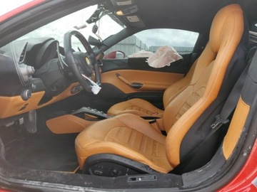 Ferrari 2016 Ferrari 488 Gtb 2016 3.9l 3.9 Benzyna 660KM, zdjęcie 7