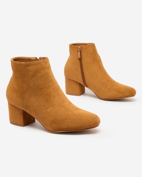 ЖЕНСКИЕ БОТИНКИ НА КАБЛУКЕ REFERRA 38