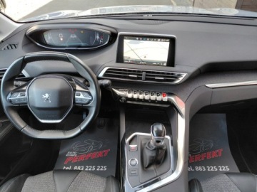Peugeot 3008 II Crossover 1.2 PureTech 130KM 2019 Peugeot 3008 Full LED Navi Kamera Klimatronik Sensor 1.2 Benzyna 130KM, zdjęcie 19