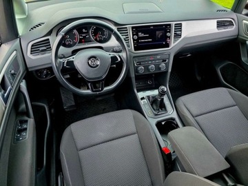 Volkswagen Golf Sportsvan Sportsvan Facelifting 1.0 TSI 110KM 2018 Volkswagen Golf Sportsvan 1.0TSI 110KM Trendline Bezwypadkowy Serwisowany, zdjęcie 21