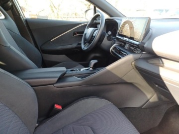 Toyota C-HR II SUV 2.0 Hybrid Dynamic Force 197KM 2024 Toyota C-HR 2.0 Hybrid Executive 2.0 Hybrid Execut, zdjęcie 8