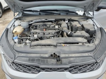 Kia 2024 Kia K5 2024 r., 1,6 L GT LINE 1.6 Benzyna 180KM, zdjęcie 10