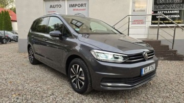 Volkswagen Touran III 2.0 TDI 150KM 2020 Volkswagen Touran 2,0 TDI 150 KM NAVI Full LED automat 7 osob OPLACONY, zdjęcie 9