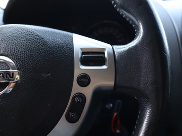 Nissan Qashqai I Crossover 2.0 dCi 150KM 2010 Nissan Qashqai 2.0 dCi, Navi, Klima, Klimatronic, zdjęcie 20