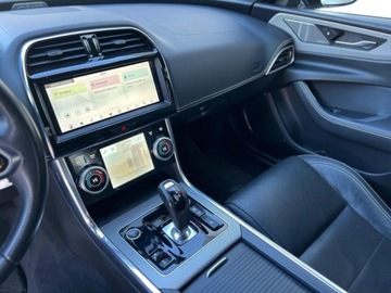 Jaguar XE Sedan Facelifting 2.0 i4P 300KM 2019 Jaguar XE Salon PL FV23 Konfiguracja 282tys Mocno doposazony Gwarancja, zdjęcie 10