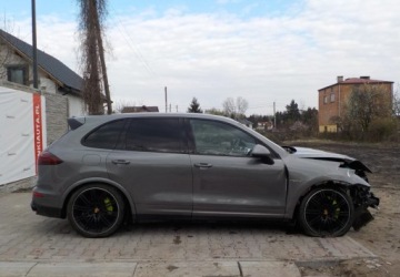 Porsche Cayenne II 2015 Porsche Cayenne Okazja 3.0 Hybryda 333KM, zdjęcie 16
