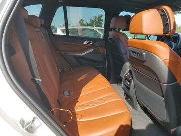 BMW X5 G05 2023 BMW X5 M50i 2023 4.4l 4.4 Benzyna 523KM, zdjęcie 11