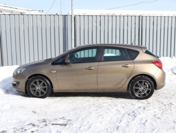 Opel Astra J Hatchback 5d Facelifting 1.6 Twinport ECOTEC 115KM 2013 Opel Astra 1.6 16V, Salon Polska, 1. Właściciel, zdjęcie 2