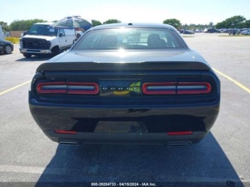 Dodge Challenger III 2023 Dodge Challenger 2023r, SXT, 3.6L 3.6 Benzyna 303KM, zdjęcie 5