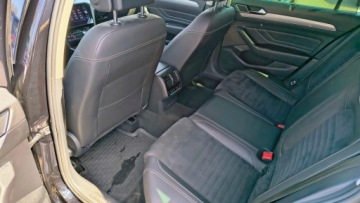 Volkswagen Passat B8 2020 Volkswagen Passat Variant GTE 218 KM Hybryda Plug-, zdjęcie 9
