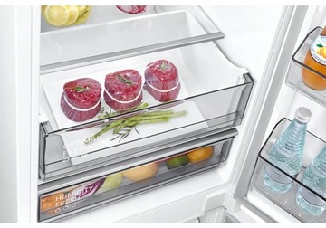 Встроенный двухдверный холодильник Samsung BRB26705CWW EF