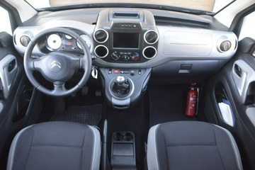 Citroen Berlingo II Van Facelifting 2015 1.6 BlueHDi 100KM 2016 Citroen Berlingo 1.6HDI doinwestowany Car Play led, zdjęcie 16