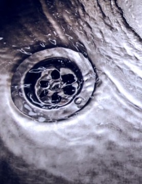 РАСПЛАВЛЕННЫЙ ОЧИСТИТЕЛЬ КАНАЛЬНЫХ ТРУБ x 2 шт. 0,75 л