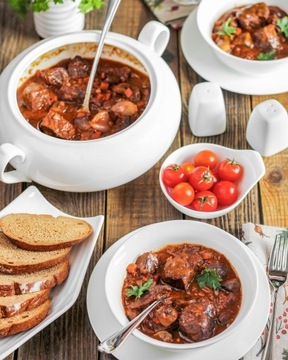 Супница большая, 2,8 л, с вырезом под половник, белый фарфор Wilmax