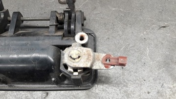 82810-60B02 KLIKA DVEŘE SUZUKI SWIFT 94R