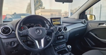 Mercedes Klasa B W246 Sports Tourer 200 CDI BlueEFFICIENCY 136KM 2012 Mercedes-Benz Klasa B B200 CDI 136KM Podgrzewane fotele 1.8 Diesel 136KM, zdjęcie 21