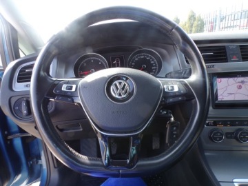 Volkswagen Golf VII Hatchback 3d 1.6 TDI-CR DPF 105KM 2013 VOLKSWAGEN GOLF VII 1.6 TDI Z NIEMIEC ZAREJESTROWANY, zdjęcie 17