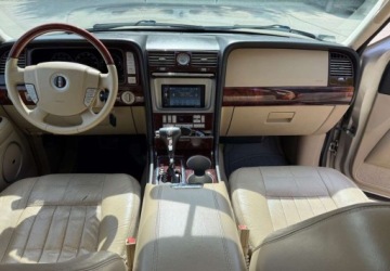 Lincoln Navigator II 2006 Lincoln Navigator Lincoln Navigator 5.4 4WD Luxury 5.4 Benzyna 300KM, zdjęcie 17