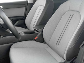 Seat Leon IV Hatchback 1.5 eTSI (MHEV) 150KM 2023 Seat Leon 1.5 TSI DSG Podgrz.f I kier Cz.cof, zdjęcie 11