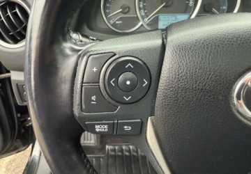 Toyota Auris II Touring Sports Facelifting 1.6 Valvematic 132KM 2015 Toyota Auris Gwarancja 12 miesiecy 1.6 Benzyna 132KM, zdjęcie 15
